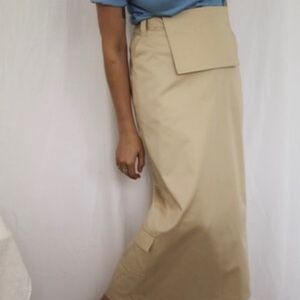 Amomento Pocket Skirt with removable waist pack